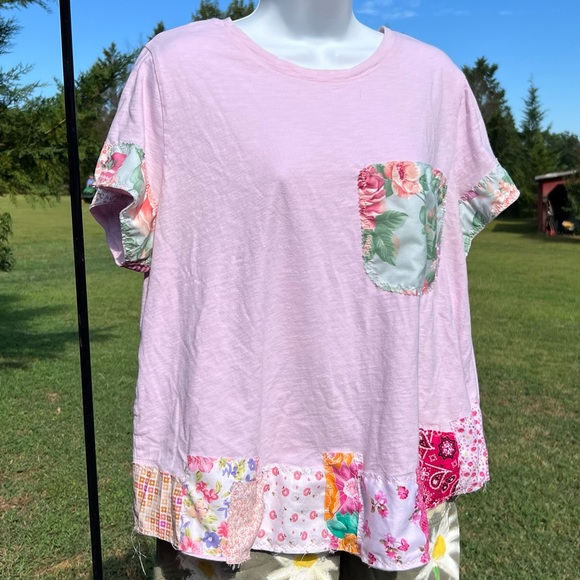 Upcycled Reworked Patchwork Distressed Cotton Short Sleeve T-Shirt Top size XL - Picture 5 of 9